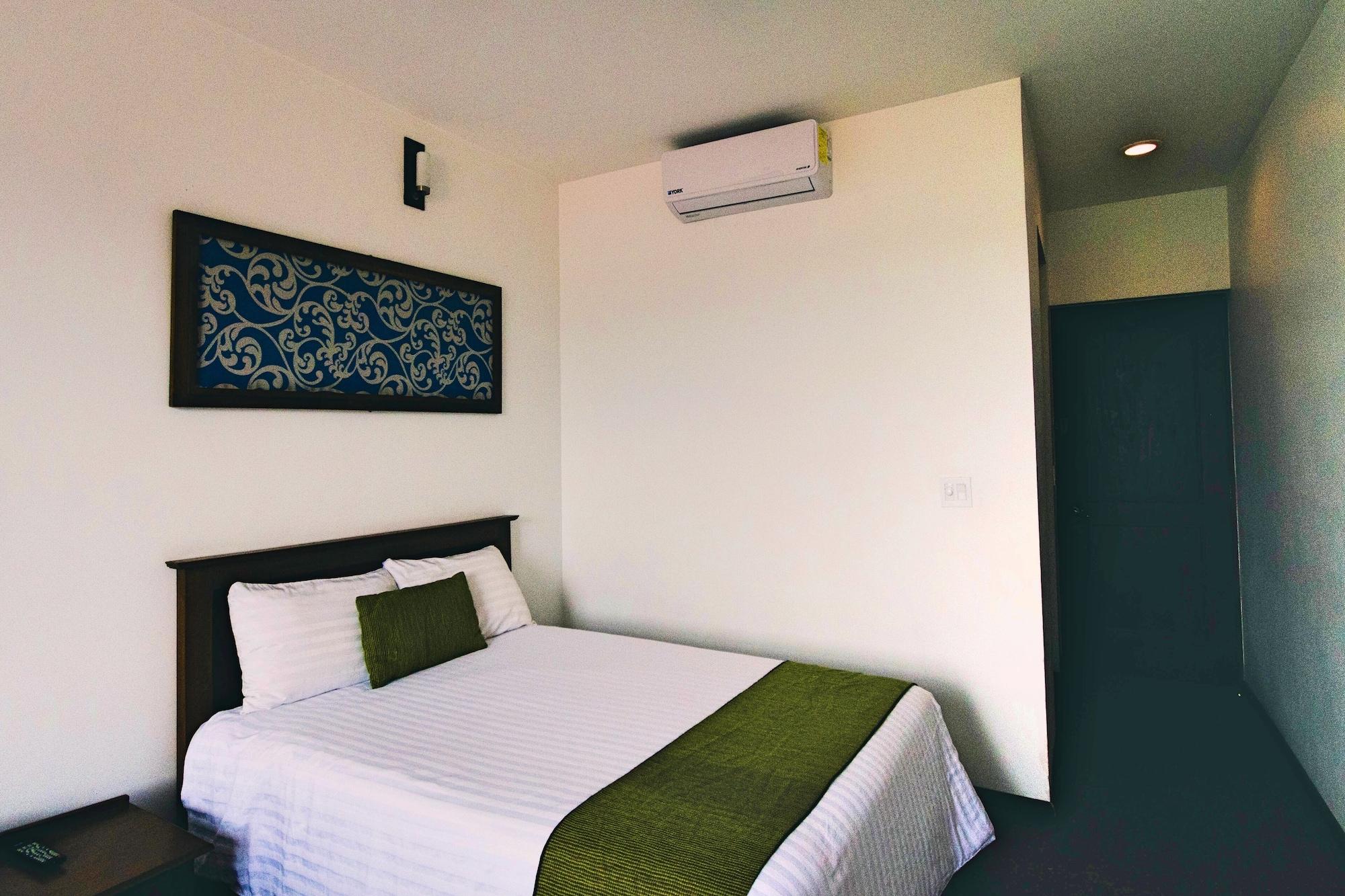 סאן מיגל דה אלנדה Hotel La Estacion מראה חיצוני תמונה